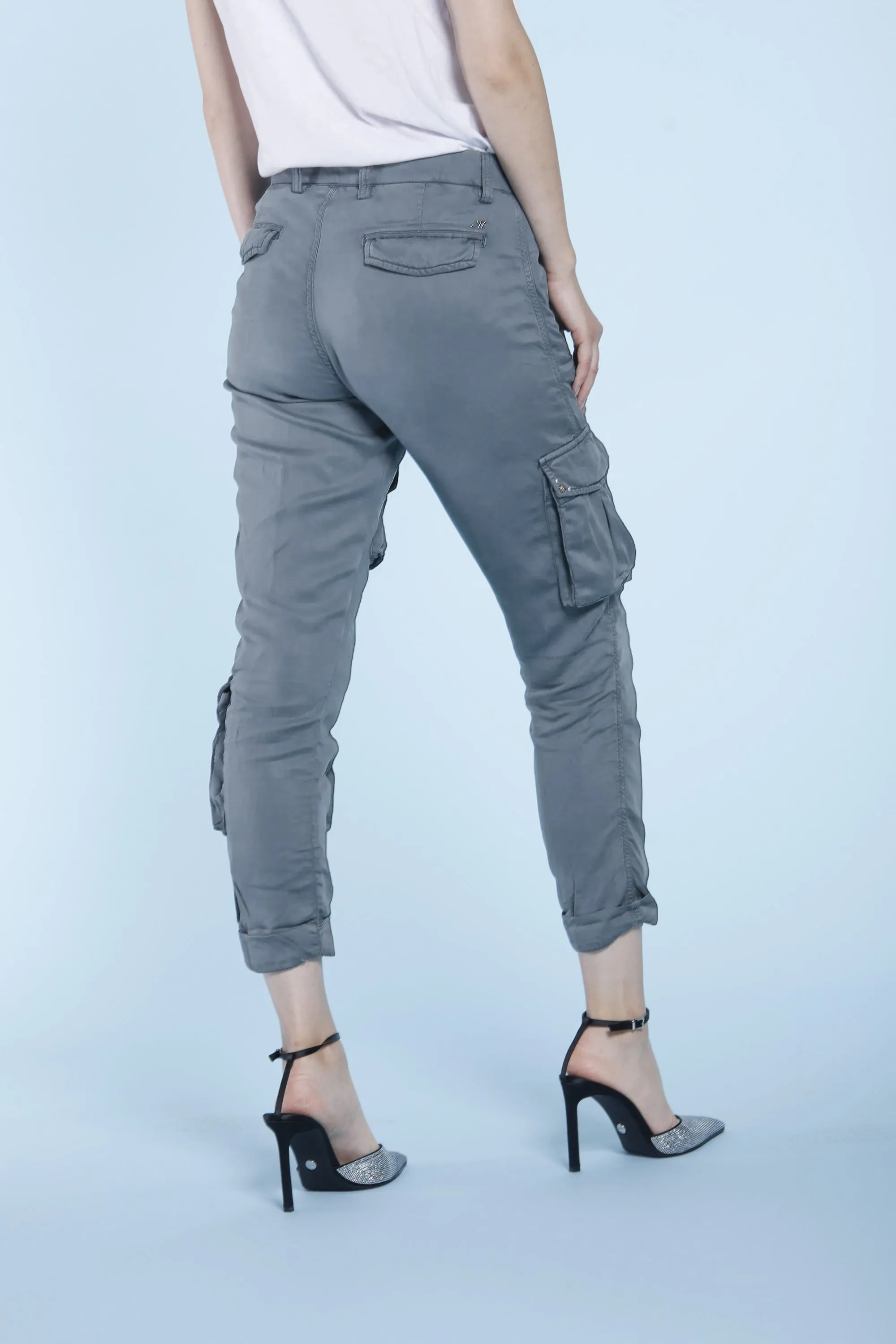 Asia Snake pantalone cargo donna in tencel con borchie relaxed